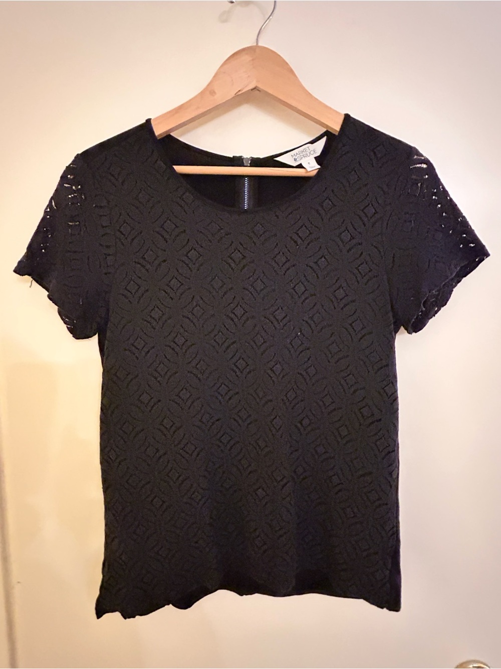 Market & Spruce Black Short Sleeve Lace Overlay Top